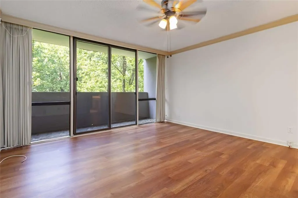 3530 Piedmont Road Ne Unit 5a, Atlanta, Georgia 30305, 3 Bedrooms Bedrooms, ,2 BathroomsBathrooms,Residential,For Sale,3530 Piedmont Road Ne Unit 5a,7595843