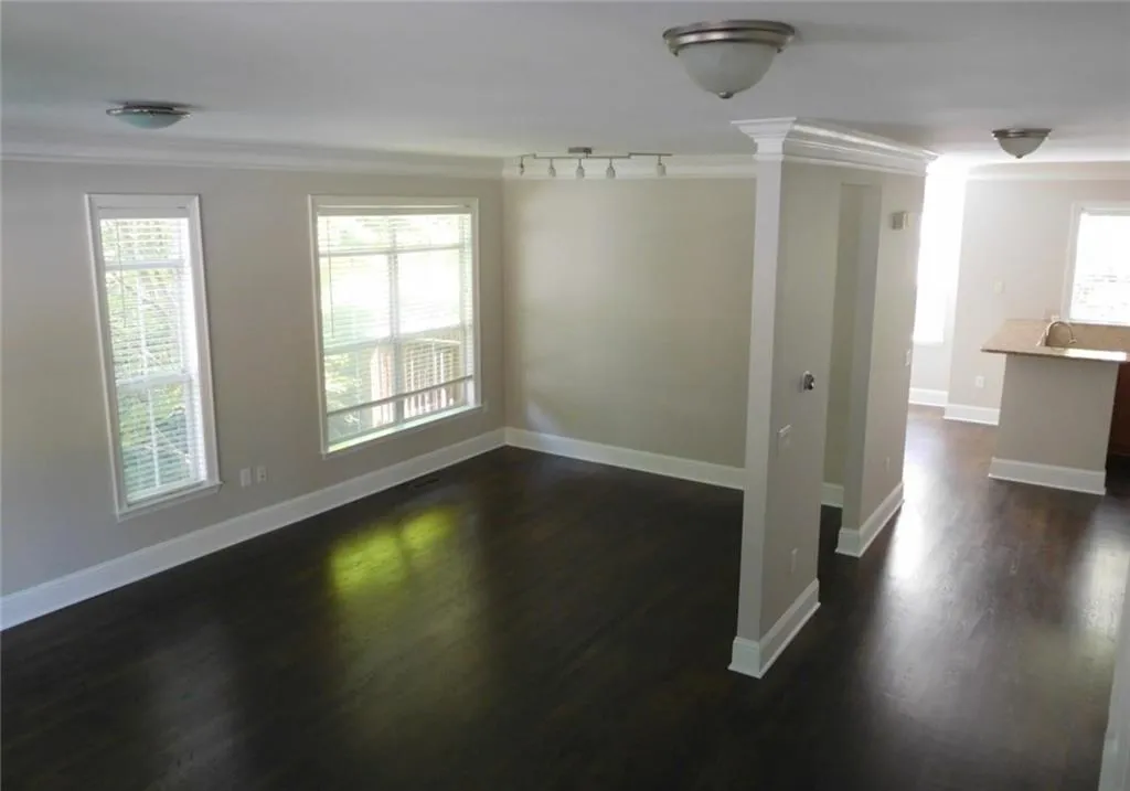 1187 Glenridge Place Unit 1187, Sandy Springs, Georgia 30342, 2 Bedrooms Bedrooms, ,2 BathroomsBathrooms,Residential,Sold,1187 Glenridge Place Unit 1187,5753185