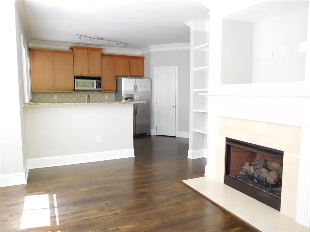 1187 Glenridge Place Unit 1187, Sandy Springs, Georgia 30342, 2 Bedrooms Bedrooms, ,2 BathroomsBathrooms,Residential,Sold,1187 Glenridge Place Unit 1187,5753185