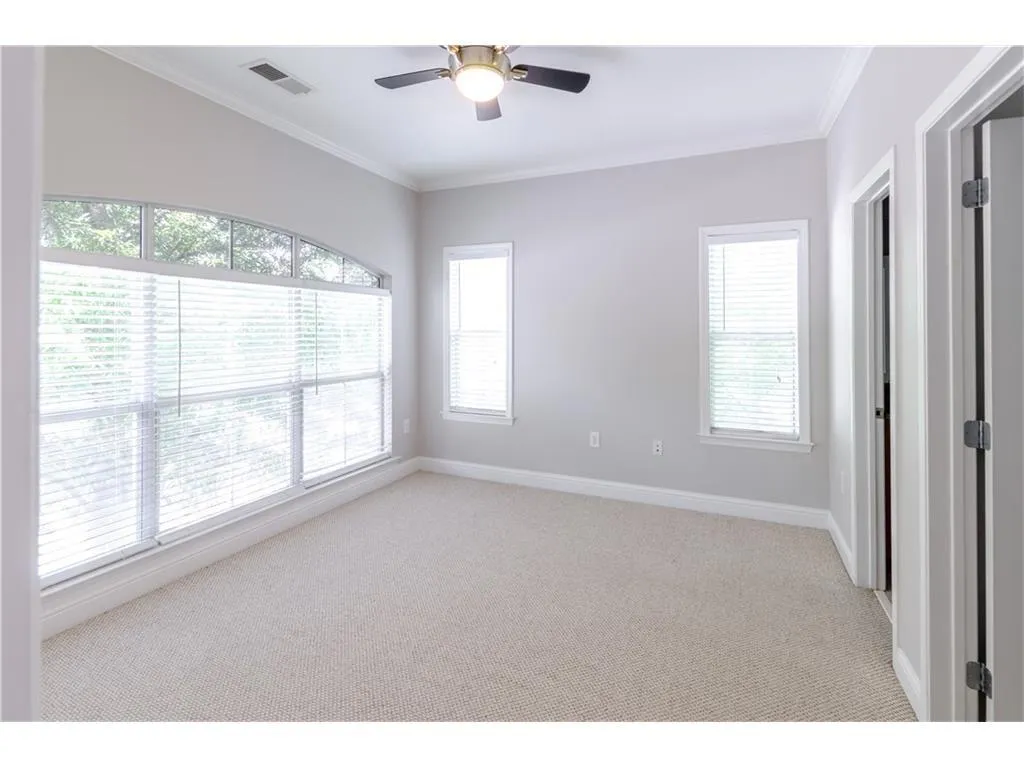 1187 Glenridge Place Unit 1187, Sandy Springs, Georgia 30342, 2 Bedrooms Bedrooms, ,2 BathroomsBathrooms,Residential,Sold,1187 Glenridge Place Unit 1187,5753185