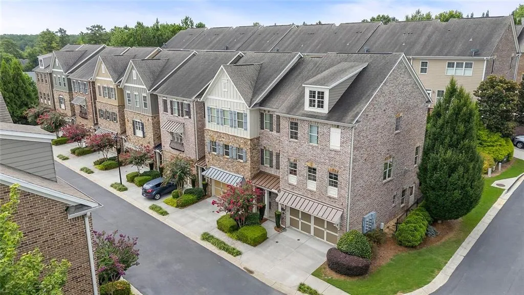 961 Thibideau Court, Sandy Springs, Georgia 30328, 3 Bedrooms Bedrooms, ,3 BathroomsBathrooms,Residential,For Sale,961 Thibideau Court,7636935