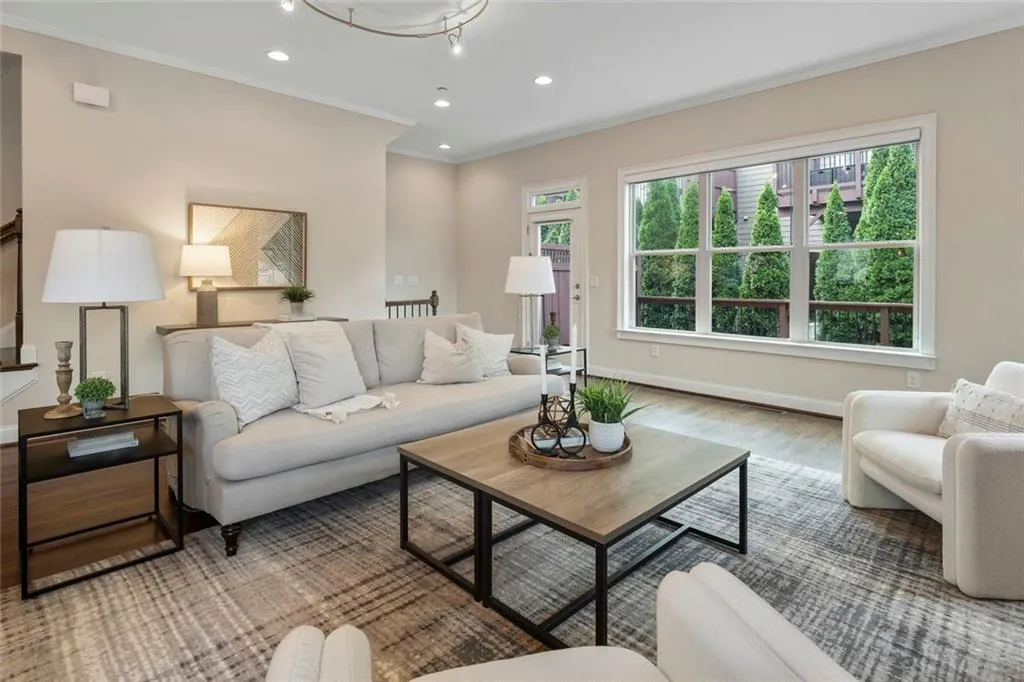 961 Thibideau Court, Sandy Springs, Georgia 30328, 3 Bedrooms Bedrooms, ,3 BathroomsBathrooms,Residential,For Sale,961 Thibideau Court,7636935