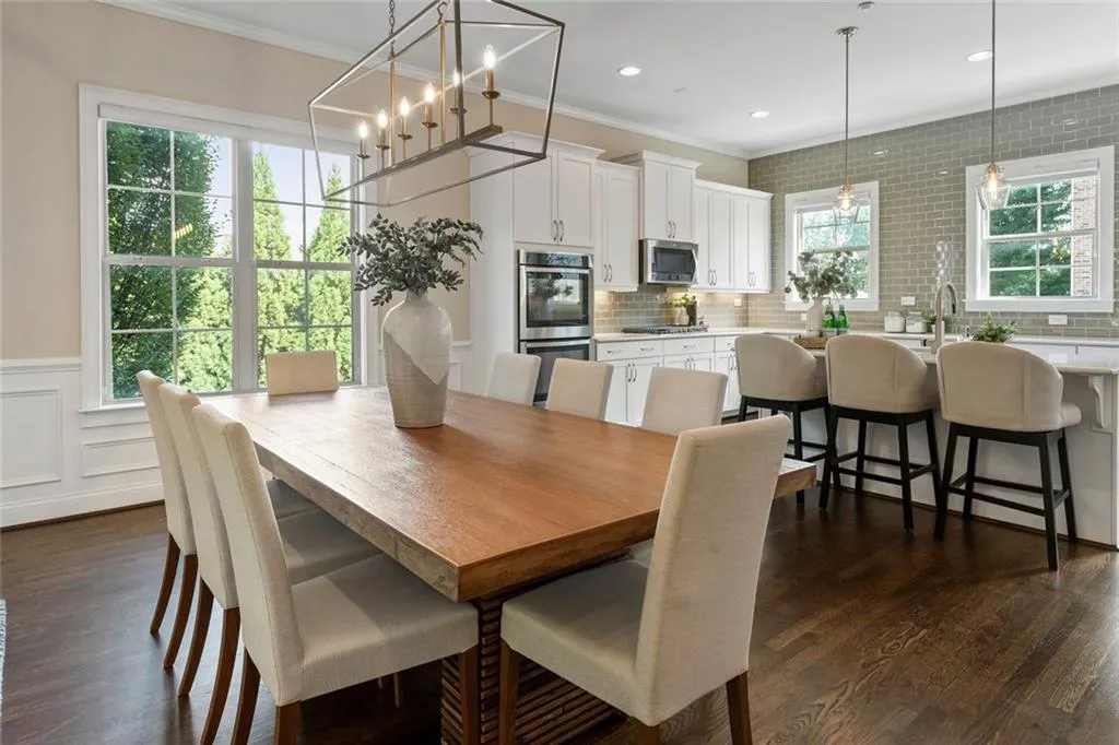 961 Thibideau Court, Sandy Springs, Georgia 30328, 3 Bedrooms Bedrooms, ,3 BathroomsBathrooms,Residential,For Sale,961 Thibideau Court,7636935
