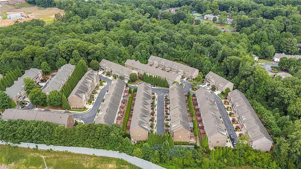 961 Thibideau Court, Sandy Springs, Georgia 30328, 3 Bedrooms Bedrooms, ,3 BathroomsBathrooms,Residential,For Sale,961 Thibideau Court,7636935