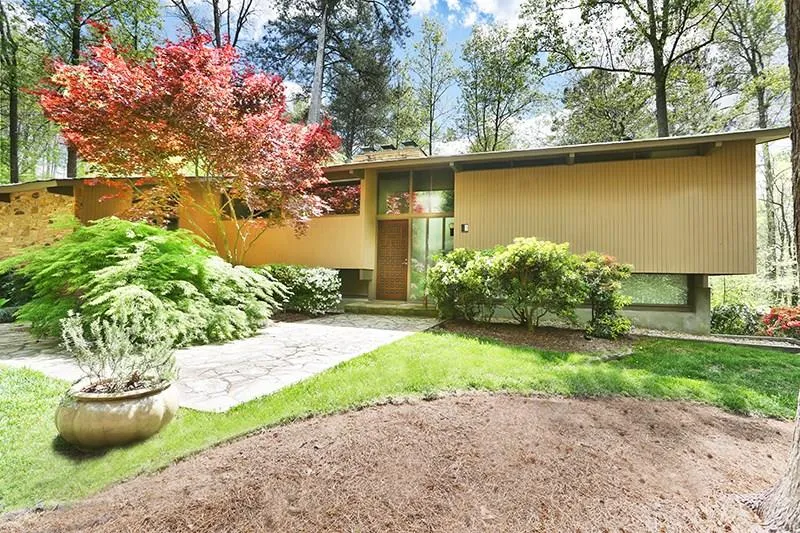 45 Seville Chase Nw, Atlanta, Georgia 30328, 3 Bedrooms Bedrooms, ,2 BathroomsBathrooms,Residential,Sold,45 Seville Chase Nw,5726648