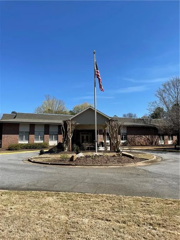 475 Mount Vernon Highway Ne Unit B212, Sandy Springs, Georgia 30328, 1 Bedroom Bedrooms, ,1 BathroomBathrooms,Residential,Sold,475 Mount Vernon Highway Ne Unit B212,7191258