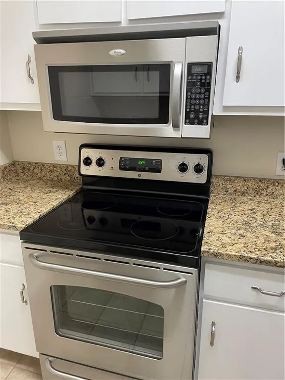 475 Mount Vernon Highway Ne Unit B212, Sandy Springs, Georgia 30328, 1 Bedroom Bedrooms, ,1 BathroomBathrooms,Residential,Sold,475 Mount Vernon Highway Ne Unit B212,7191258