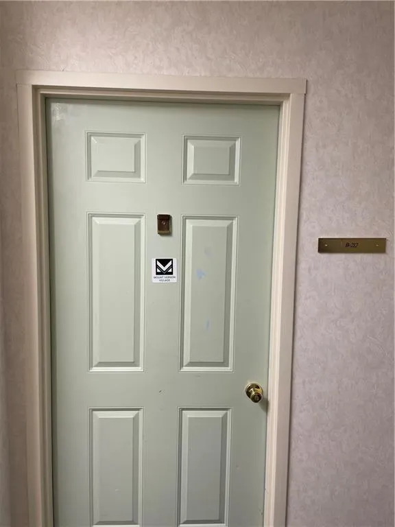 475 Mount Vernon Highway Ne Unit B212, Sandy Springs, Georgia 30328, 1 Bedroom Bedrooms, ,1 BathroomBathrooms,Residential,Sold,475 Mount Vernon Highway Ne Unit B212,7191258