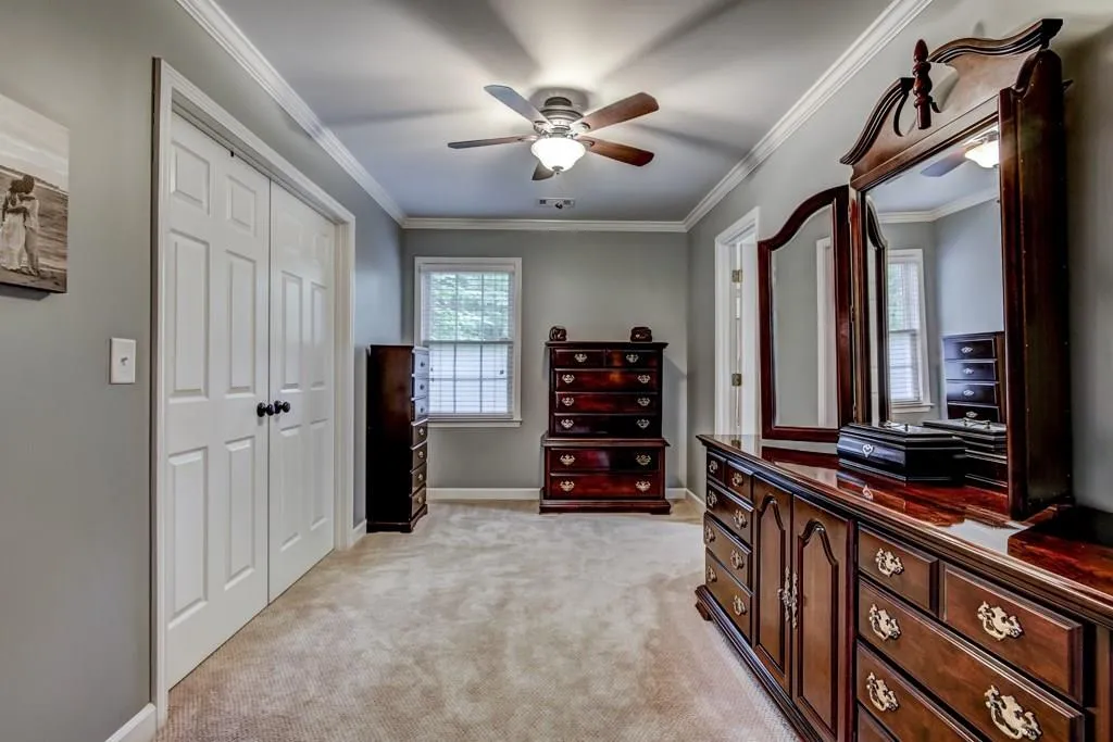 195 Northglenn Court, Atlanta, Georgia 30342, 4 Bedrooms Bedrooms, ,4 BathroomsBathrooms,Residential,Sold,195 Northglenn Court,5843566