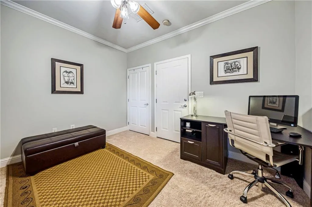 1062 Glenridge Place, Atlanta, Georgia 30342, 2 Bedrooms Bedrooms, ,1 BathroomBathrooms,Residential,Sold,1062 Glenridge Place,6798612