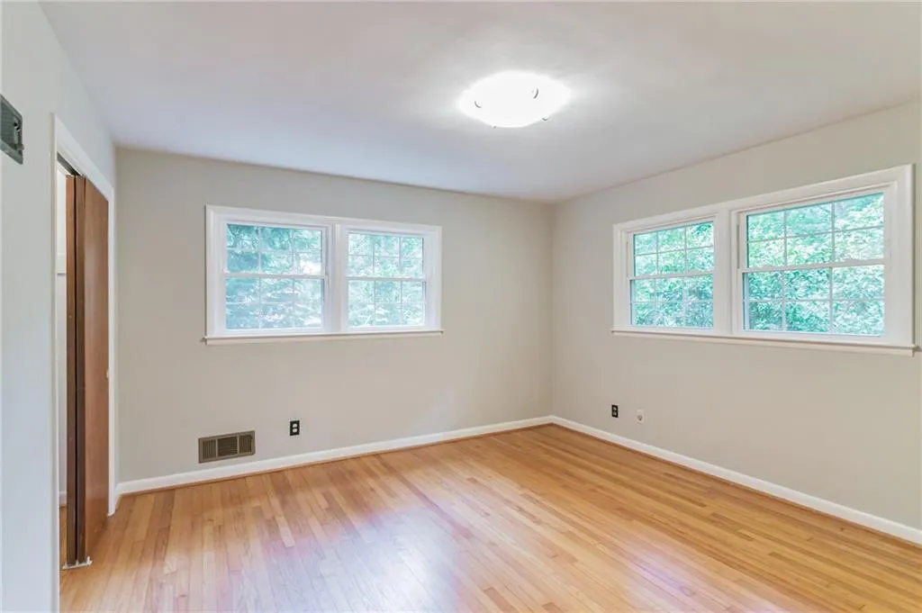 520 Timber Valley Road, Atlanta, Georgia 30342, 4 Bedrooms Bedrooms, ,2 BathroomsBathrooms,Residential,Sold,520 Timber Valley Road,6744280