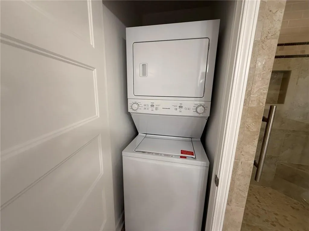 1101 Juniper Street Ne Unit 1506, Atlanta, Georgia 30309, 1 Bedroom Bedrooms, ,1 BathroomBathrooms,Residential,For Sale,1101 Juniper Street Ne Unit 1506,7579099