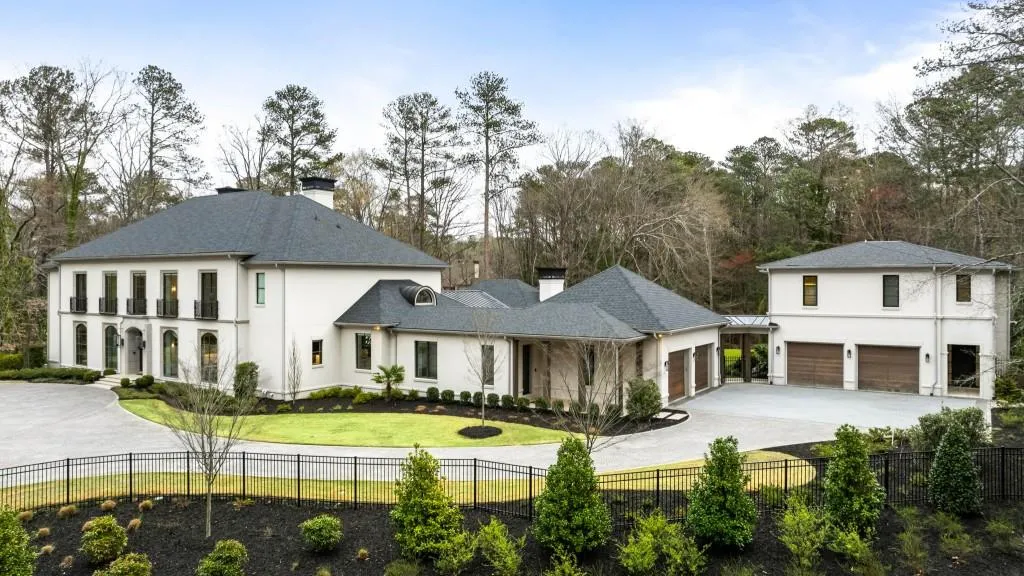 5245 Kenbrook Way, Sandy Springs, Georgia 30327, 6 Bedrooms Bedrooms, ,7 BathroomsBathrooms,Residential,Sold,5245 Kenbrook Way,7547209