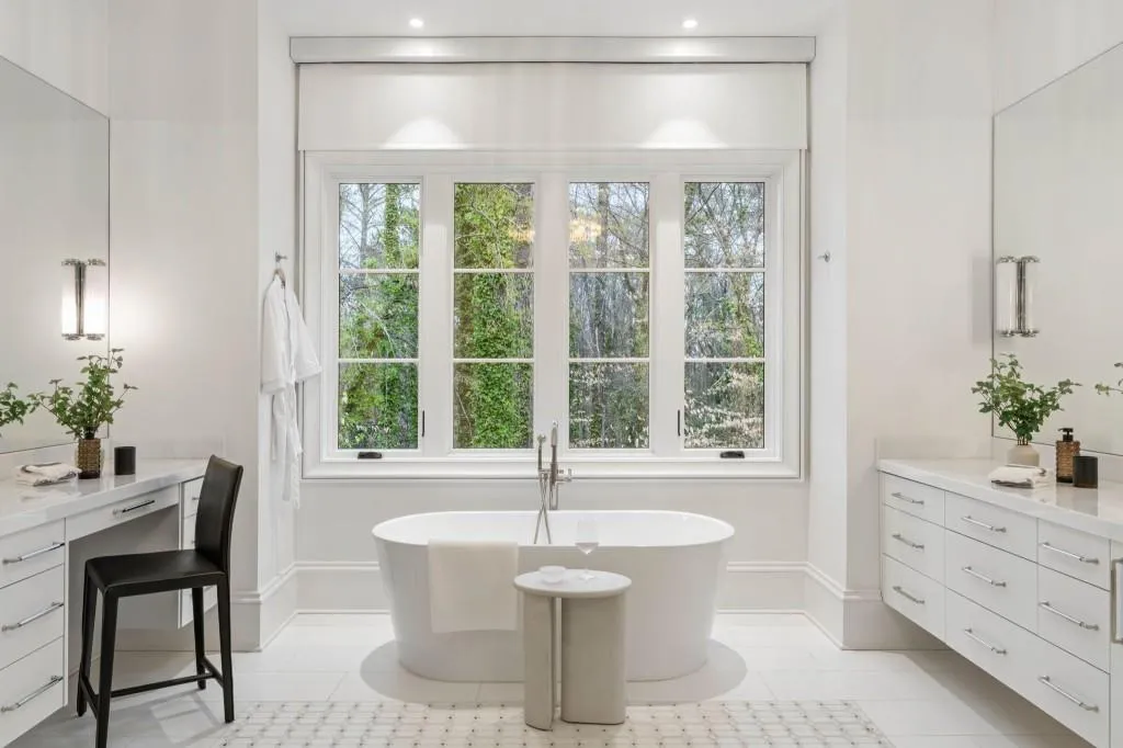 5245 Kenbrook Way, Sandy Springs, Georgia 30327, 6 Bedrooms Bedrooms, ,7 BathroomsBathrooms,Residential,Sold,5245 Kenbrook Way,7547209