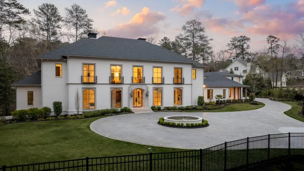 5245 Kenbrook Way, Sandy Springs, Georgia 30327, 6 Bedrooms Bedrooms, ,7 BathroomsBathrooms,Residential,Sold,5245 Kenbrook Way,7547209