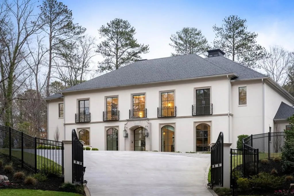 5245 Kenbrook Way, Sandy Springs, Georgia 30327, 6 Bedrooms Bedrooms, ,7 BathroomsBathrooms,Residential,Sold,5245 Kenbrook Way,7547209