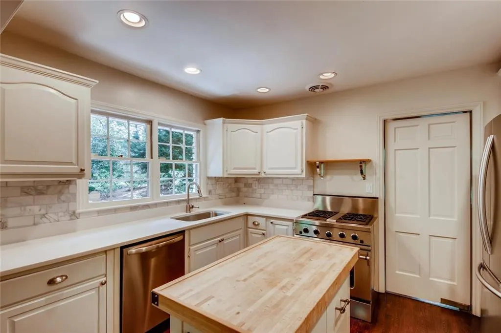 325 Forest Hills Drive Ne, Atlanta, Georgia 30342, 4 Bedrooms Bedrooms, ,3 BathroomsBathrooms,Residential,Sold,325 Forest Hills Drive Ne,6705606 325 Forest Hills Drive Ne, Atlanta, Georgia 30342, 4 Bedrooms Bedrooms, ,3 BathroomsBathrooms,Residential,Sold,325 Forest Hills Drive Ne,6705606