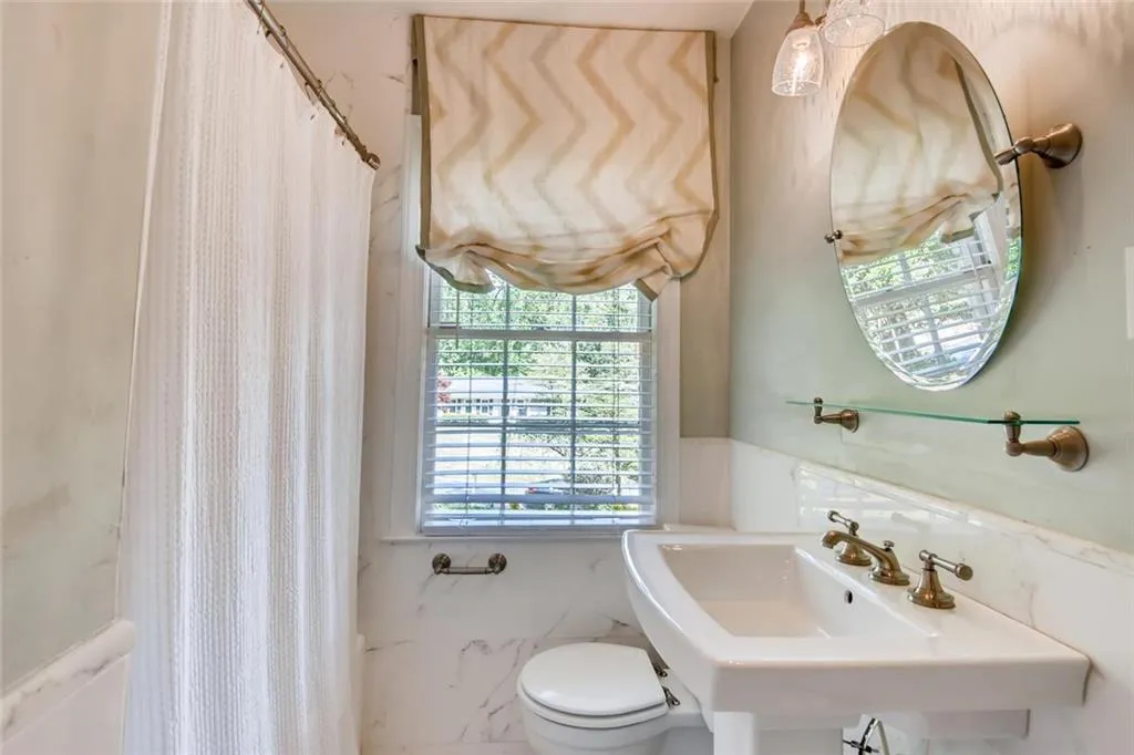 325 Forest Hills Drive Ne, Atlanta, Georgia 30342, 4 Bedrooms Bedrooms, ,3 BathroomsBathrooms,Residential,Sold,325 Forest Hills Drive Ne,6705606 325 Forest Hills Drive Ne, Atlanta, Georgia 30342, 4 Bedrooms Bedrooms, ,3 BathroomsBathrooms,Residential,Sold,325 Forest Hills Drive Ne,6705606