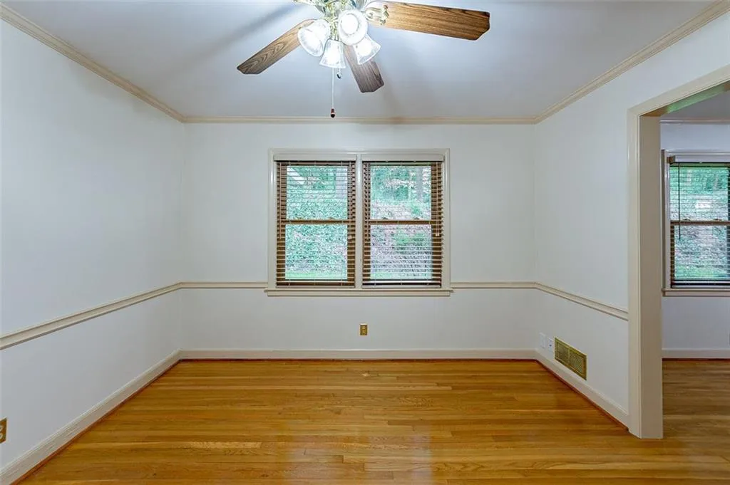 6835 Castleton Drive, Atlanta, Georgia 30328, 3 Bedrooms Bedrooms, ,2 BathroomsBathrooms,Residential,Sold,6835 Castleton Drive,6994131