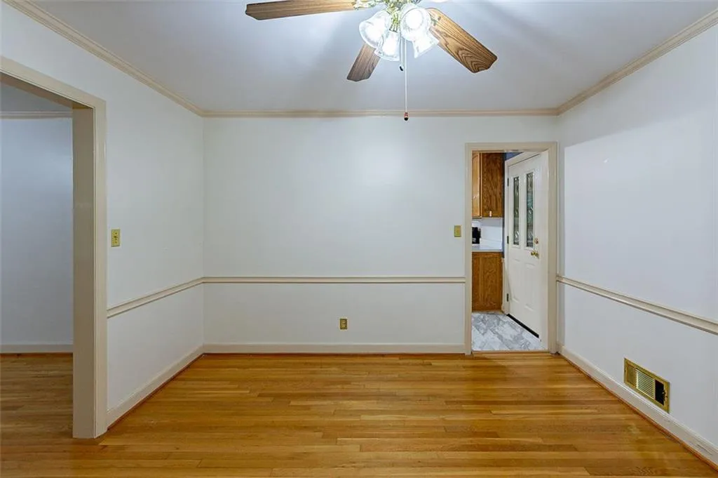 6835 Castleton Drive, Atlanta, Georgia 30328, 3 Bedrooms Bedrooms, ,2 BathroomsBathrooms,Residential,Sold,6835 Castleton Drive,6994131