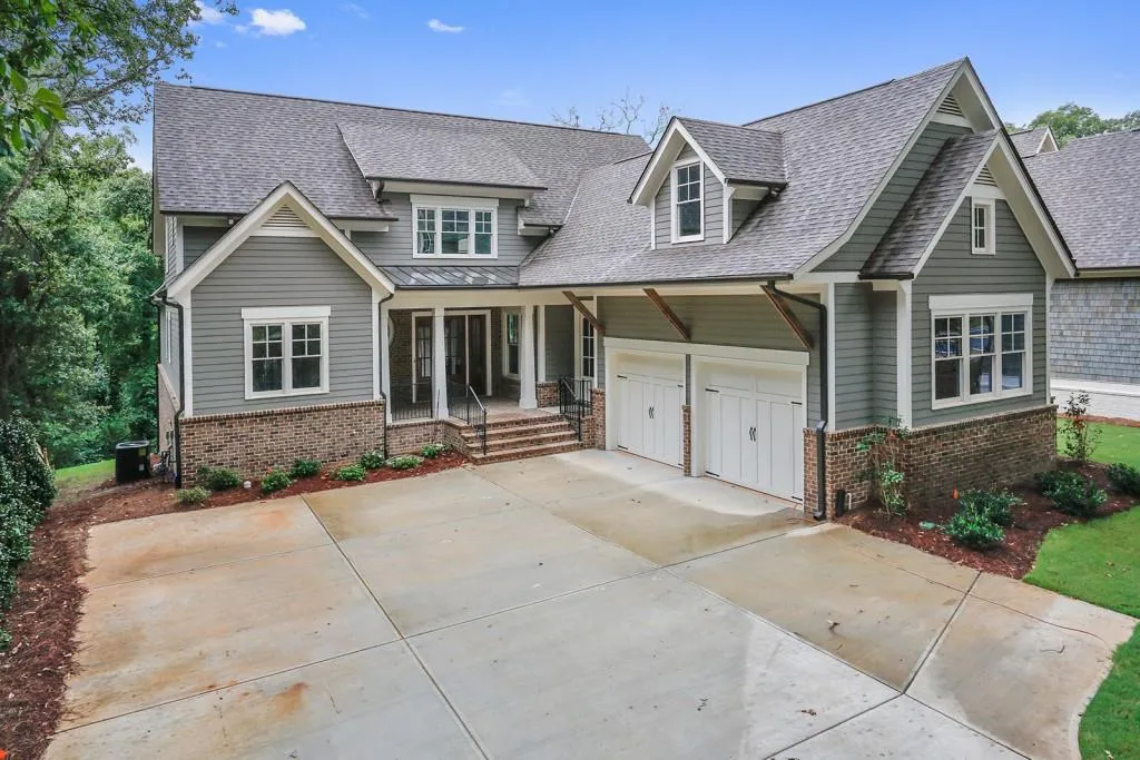 463 Johnson Ferry Road, Sandy Springs, Georgia 30328, 4 Bedrooms Bedrooms, ,3 BathroomsBathrooms,Residential,Sold,463 Johnson Ferry Road,5584978