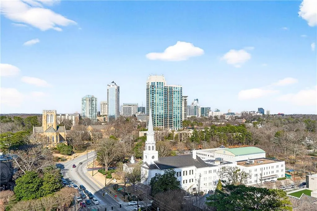 2660 Peachtree Road Nw Unit 19f, Atlanta, Georgia 30305, 2 Bedrooms Bedrooms, 0 ,2 BathroomsBathrooms,Residential,For Sale,2660 Peachtree Road Nw Unit 19f,7720051
