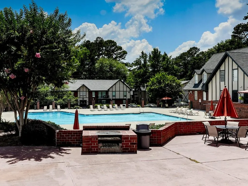 6851 Roswell Road Unit C4, Atlanta, Georgia 30328, 2 Bedrooms Bedrooms, ,2 BathroomsBathrooms,Residential,Sold,6851 Roswell Road Unit C4,6058454