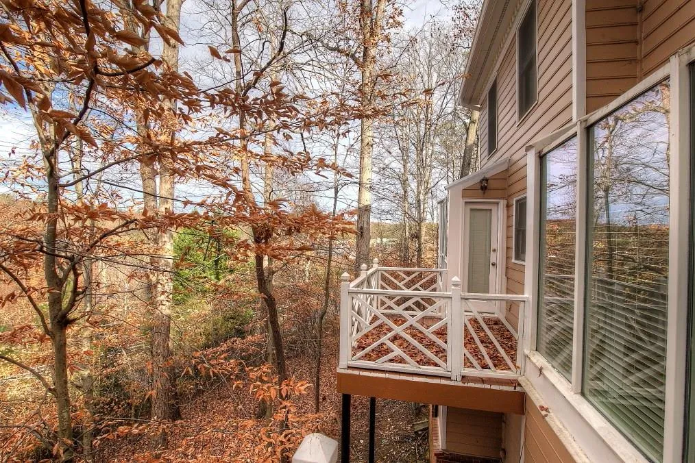 7500 Roswell Road Unit 45, Sandy Springs, Georgia 30350, 2 Bedrooms Bedrooms, ,2 BathroomsBathrooms,Residential,Sold,7500 Roswell Road Unit 45,5782359