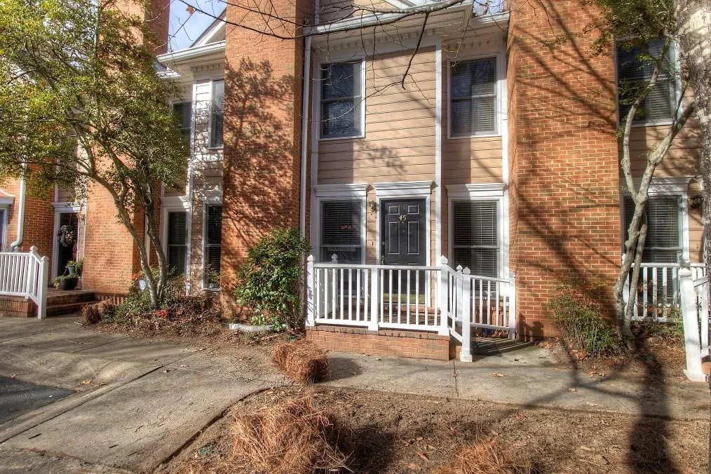 7500 Roswell Road Unit 45, Sandy Springs, Georgia 30350, 2 Bedrooms Bedrooms, ,2 BathroomsBathrooms,Residential,Sold,7500 Roswell Road Unit 45,5782359
