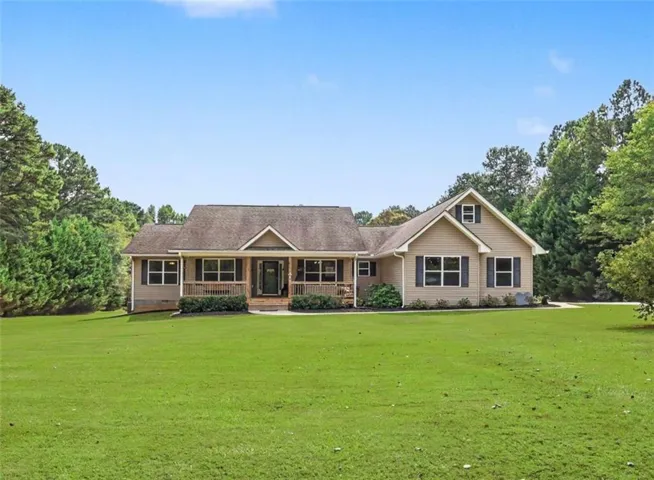 4851 Holly Springs Road, Pendergrass, Georgia 30567