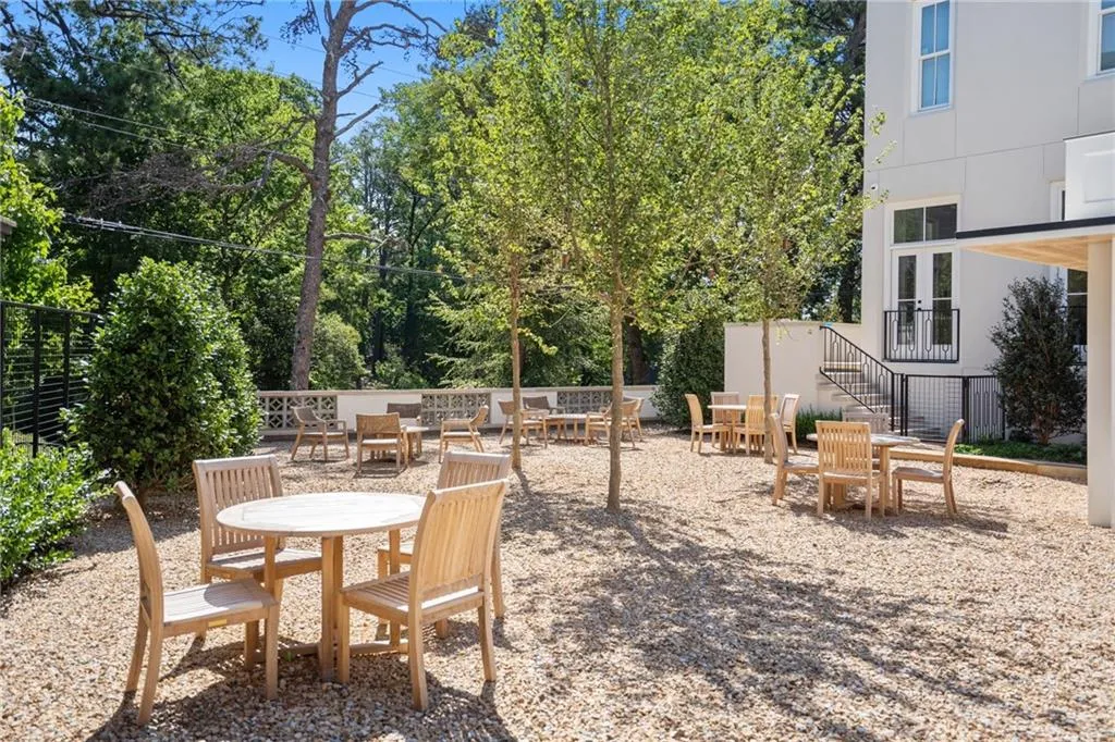 100 Sheridan Drive, Atlanta, Georgia 30305, 4 Bedrooms Bedrooms, ,3 BathroomsBathrooms,Residential,For Sale,100 Sheridan Drive,7577043