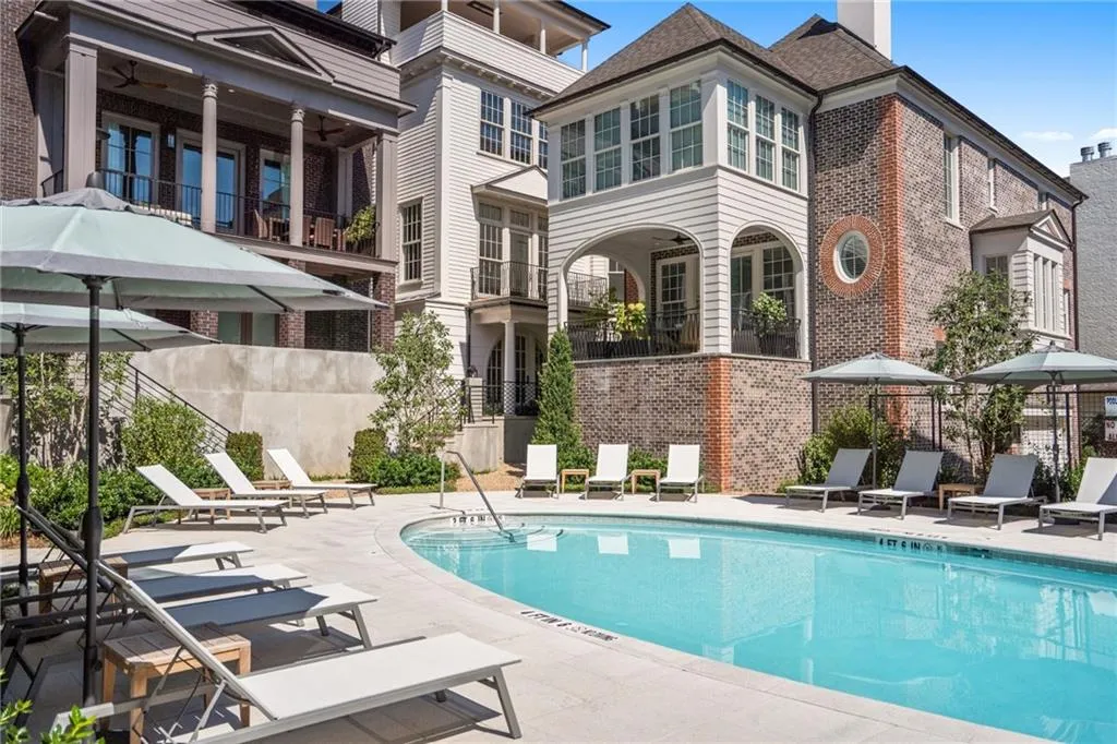 100 Sheridan Drive, Atlanta, Georgia 30305, 4 Bedrooms Bedrooms, ,3 BathroomsBathrooms,Residential,For Sale,100 Sheridan Drive,7577043