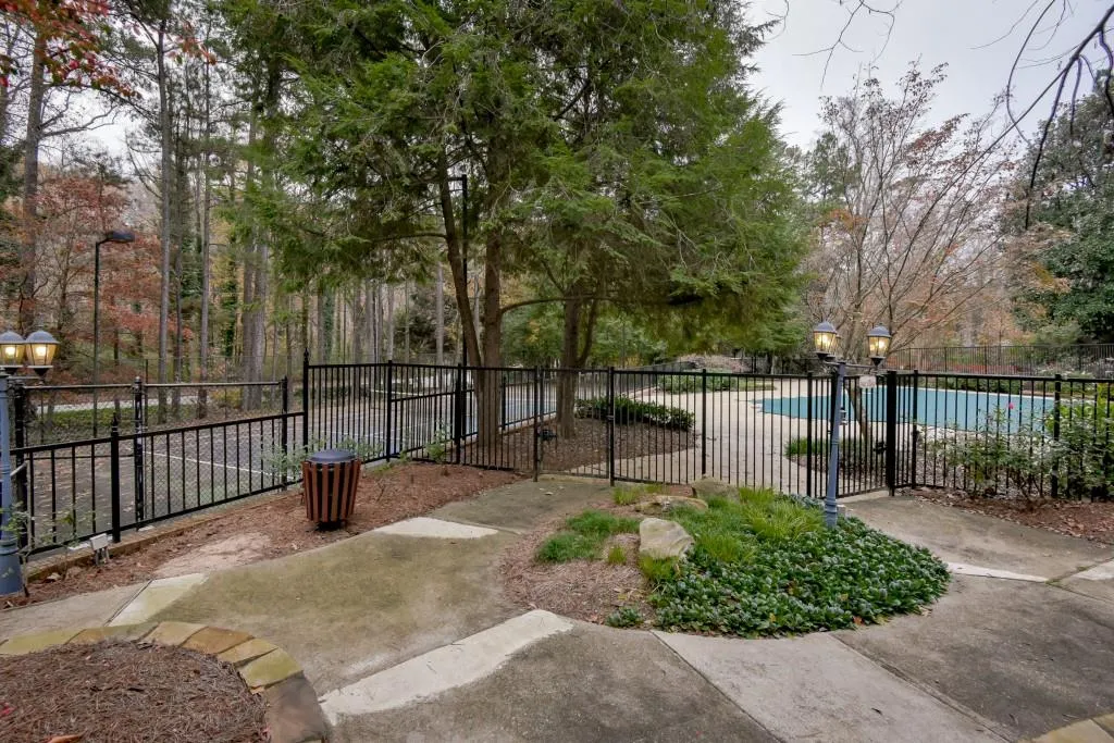 6824 Glenridge Drive Unit D 34, Atlanta, Georgia 30328, 1 Bedroom Bedrooms, ,1 BathroomBathrooms,Residential,Sold,6824 Glenridge Drive Unit D 34,5626603