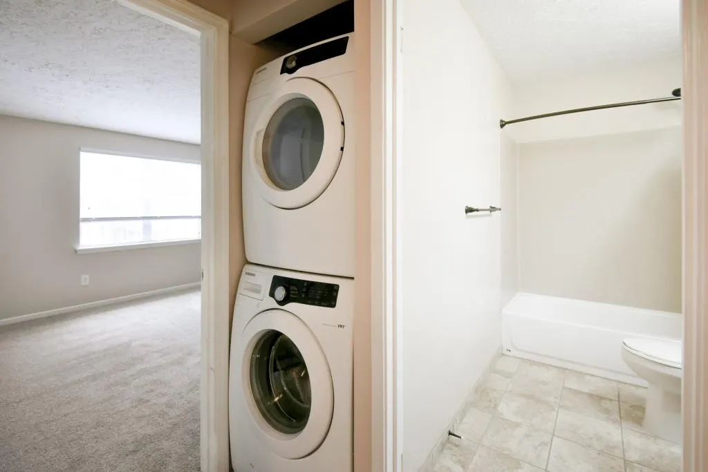 6824 Glenridge Drive Unit D 34, Atlanta, Georgia 30328, 1 Bedroom Bedrooms, ,1 BathroomBathrooms,Residential,Sold,6824 Glenridge Drive Unit D 34,5626603