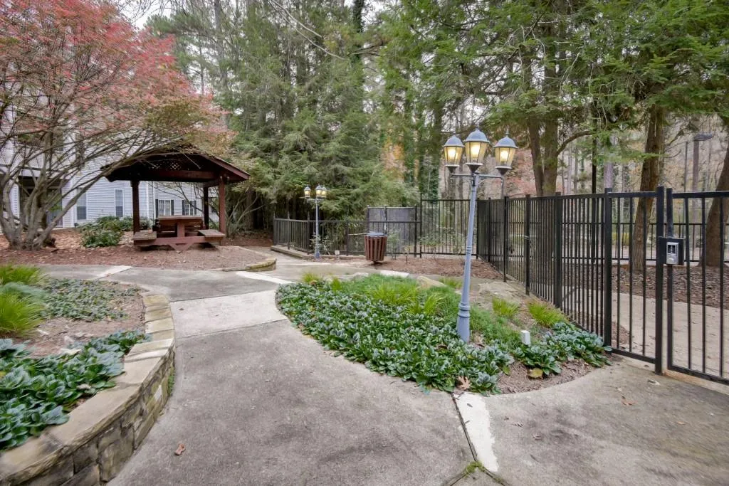 6824 Glenridge Drive Unit D 34, Atlanta, Georgia 30328, 1 Bedroom Bedrooms, ,1 BathroomBathrooms,Residential,Sold,6824 Glenridge Drive Unit D 34,5626603