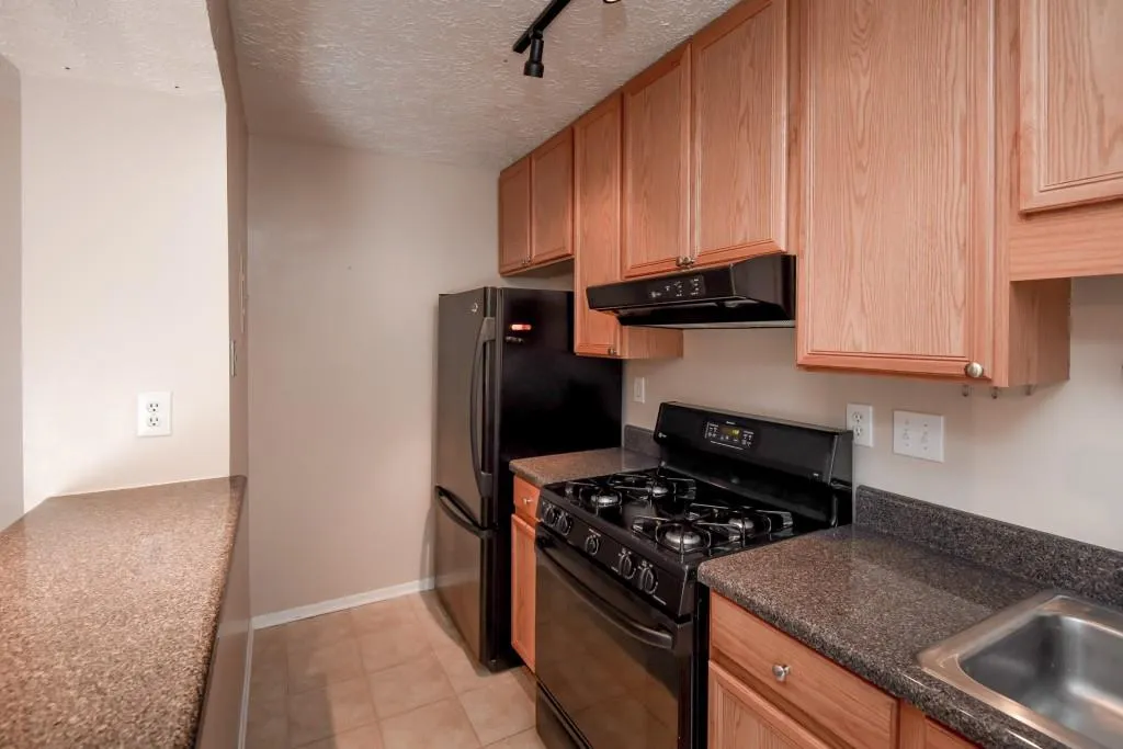 6824 Glenridge Drive Unit D 34, Atlanta, Georgia 30328, 1 Bedroom Bedrooms, ,1 BathroomBathrooms,Residential,Sold,6824 Glenridge Drive Unit D 34,5626603