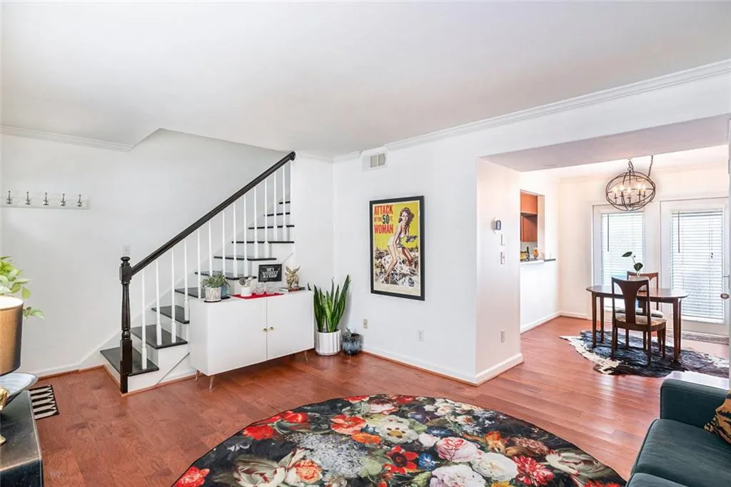 6940 Roswell Road Road Unit 16b, Atlanta, Georgia 30328, 2 Bedrooms Bedrooms, ,1 BathroomBathrooms,Residential,For Sale,6940 Roswell Road Road Unit 16b,7601895