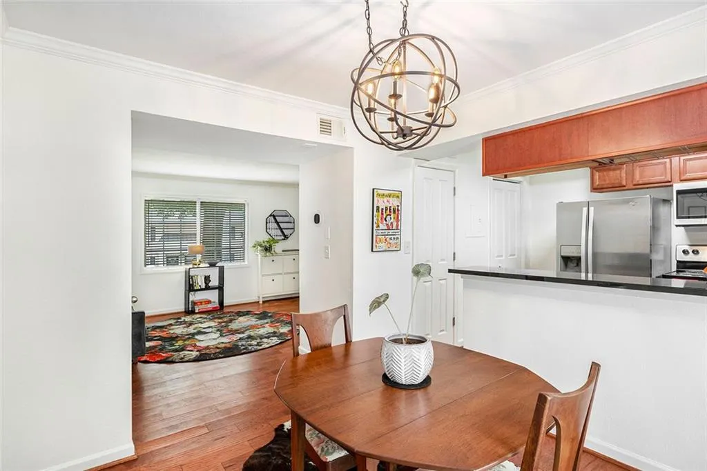 6940 Roswell Road Road Unit 16b, Atlanta, Georgia 30328, 2 Bedrooms Bedrooms, ,1 BathroomBathrooms,Residential,For Sale,6940 Roswell Road Road Unit 16b,7601895