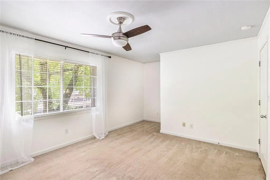 6940 Roswell Road Road Unit 16b, Atlanta, Georgia 30328, 2 Bedrooms Bedrooms, ,1 BathroomBathrooms,Residential,For Sale,6940 Roswell Road Road Unit 16b,7601895