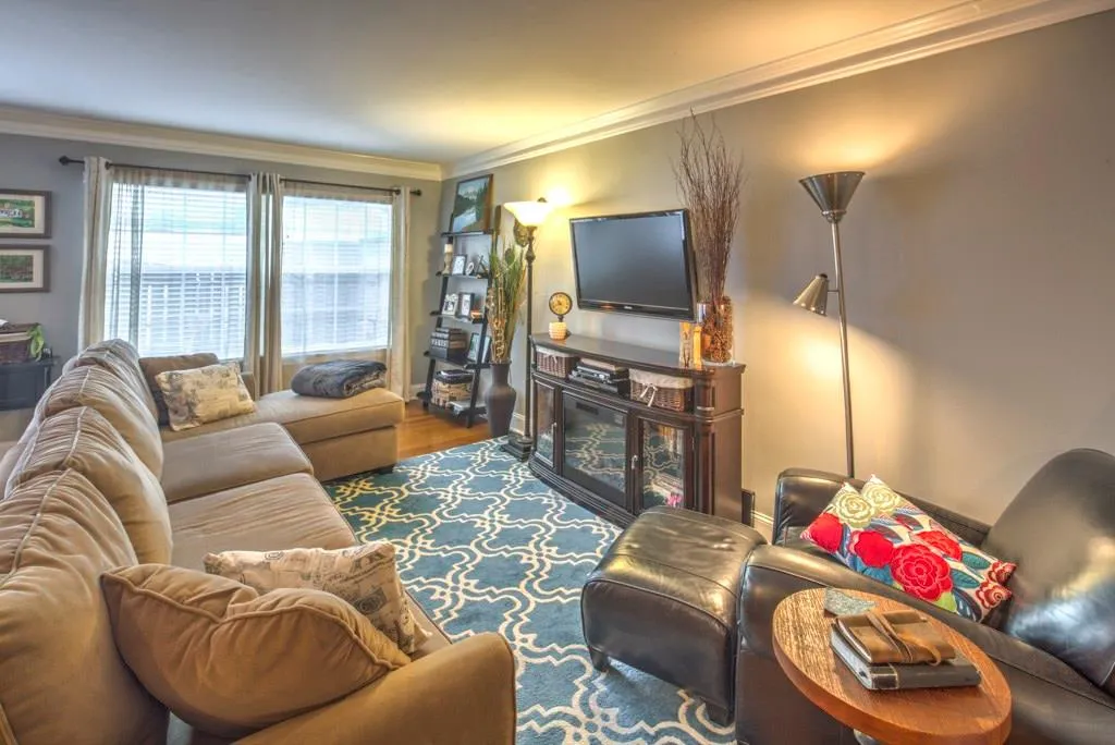 6980 Roswell Road Ne Unit J6, Atlanta, Georgia 30328, 2 Bedrooms Bedrooms, ,2 BathroomsBathrooms,Residential,Sold,6980 Roswell Road Ne Unit J6,5654669