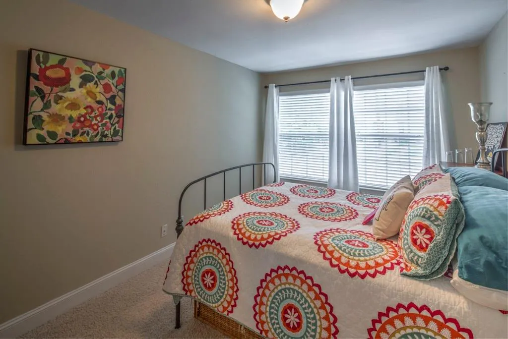 6980 Roswell Road Ne Unit J6, Atlanta, Georgia 30328, 2 Bedrooms Bedrooms, ,2 BathroomsBathrooms,Residential,Sold,6980 Roswell Road Ne Unit J6,5654669