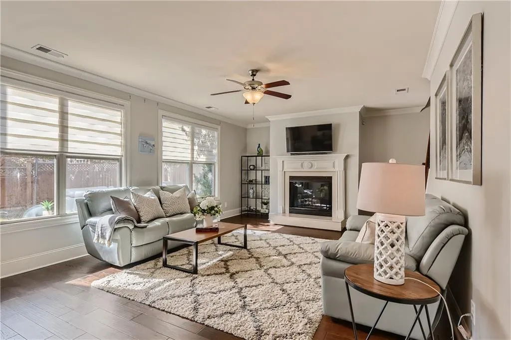 7800 Highland Bluff, Atlanta, Georgia 30328, 4 Bedrooms Bedrooms, ,2 BathroomsBathrooms,Residential,Sold,7800 Highland Bluff,6967880