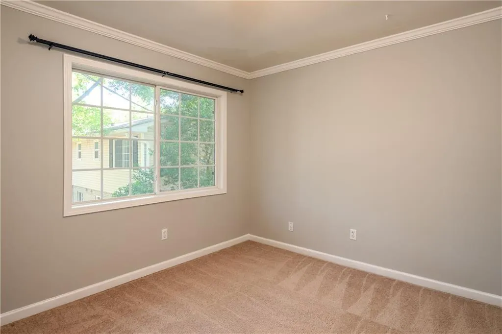 6940 Roswell Road Unit 22d, Sandy Springs, Georgia 30328, 2 Bedrooms Bedrooms, ,1 BathroomBathrooms,Residential,Sold,6940 Roswell Road Unit 22d,6720696