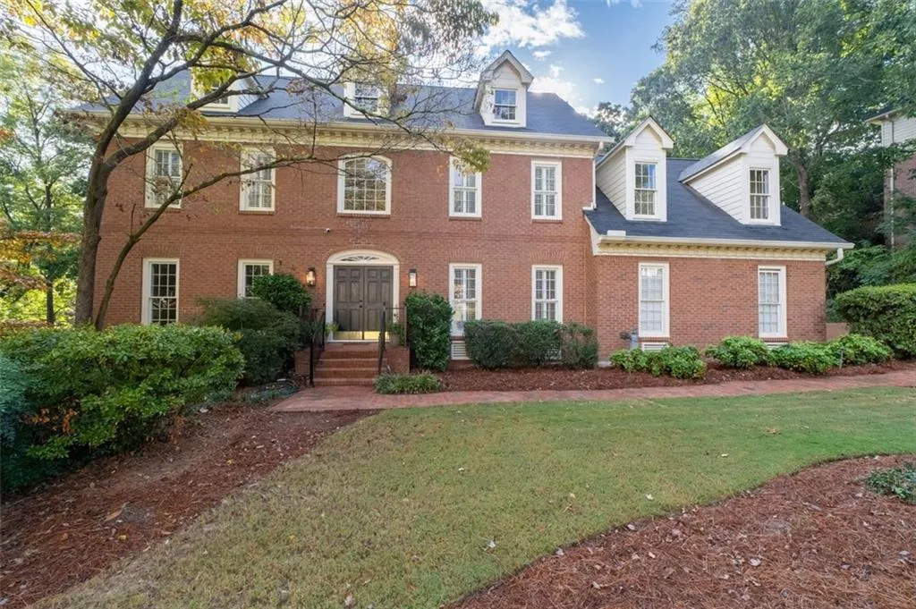 1152 Byrnwyck Road Ne, Brookhaven, Georgia 30319, 4 Bedrooms Bedrooms, ,3 BathroomsBathrooms,Residential,For Sale,1152 Byrnwyck Road Ne,7663395