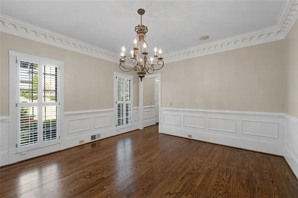 1152 Byrnwyck Road Ne, Brookhaven, Georgia 30319, 4 Bedrooms Bedrooms, ,3 BathroomsBathrooms,Residential,For Sale,1152 Byrnwyck Road Ne,7663395