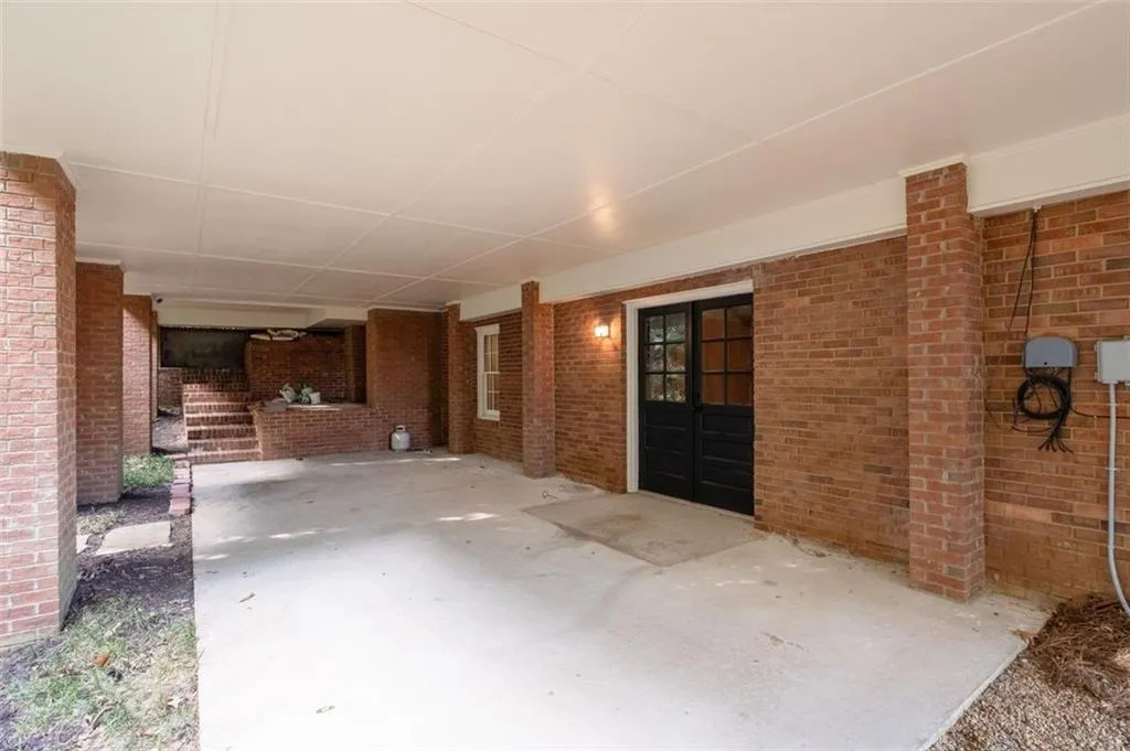 1152 Byrnwyck Road Ne, Brookhaven, Georgia 30319, 4 Bedrooms Bedrooms, ,3 BathroomsBathrooms,Residential,For Sale,1152 Byrnwyck Road Ne,7663395