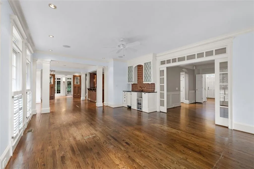 1152 Byrnwyck Road Ne, Brookhaven, Georgia 30319, 4 Bedrooms Bedrooms, ,3 BathroomsBathrooms,Residential,For Sale,1152 Byrnwyck Road Ne,7663395