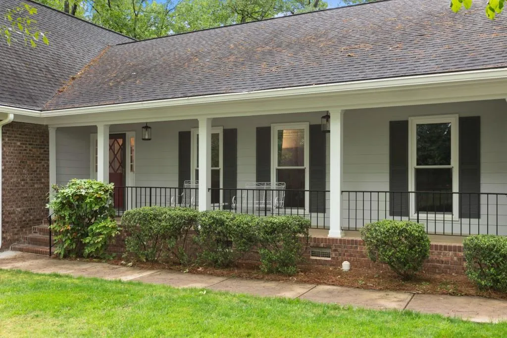7619 Auden Trail, Sandy Springs, Georgia 30350, 5 Bedrooms Bedrooms, ,3 BathroomsBathrooms,Residential,Sold,7619 Auden Trail,7048221