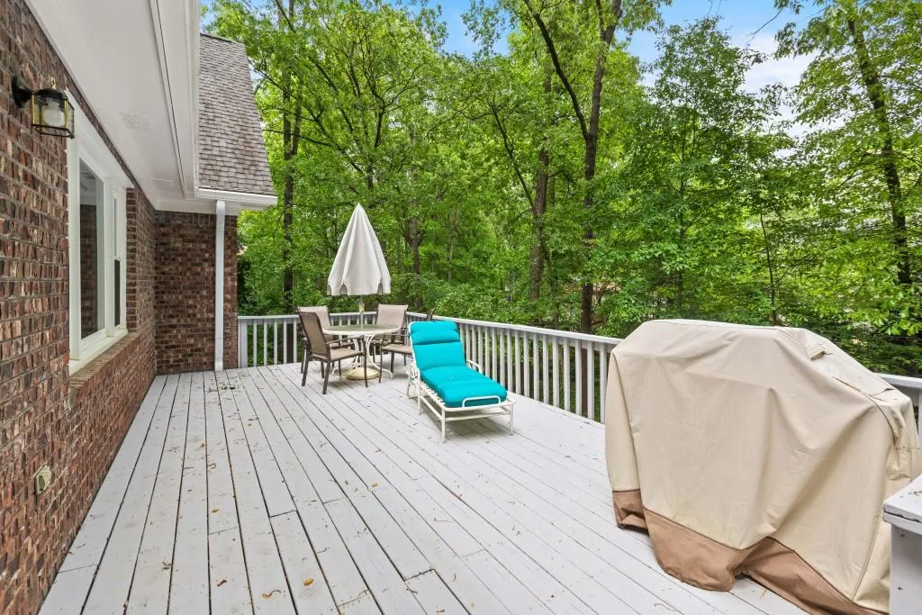 7619 Auden Trail, Sandy Springs, Georgia 30350, 5 Bedrooms Bedrooms, ,3 BathroomsBathrooms,Residential,Sold,7619 Auden Trail,7048221