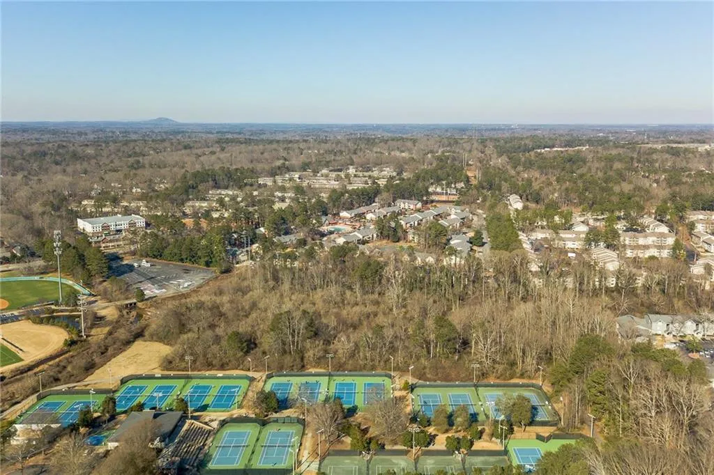 515 Abernathy Road Ne, Sandy Springs, Georgia 30328, 5 Bedrooms Bedrooms, ,3 BathroomsBathrooms,Residential,Sold,515 Abernathy Road Ne,5955403